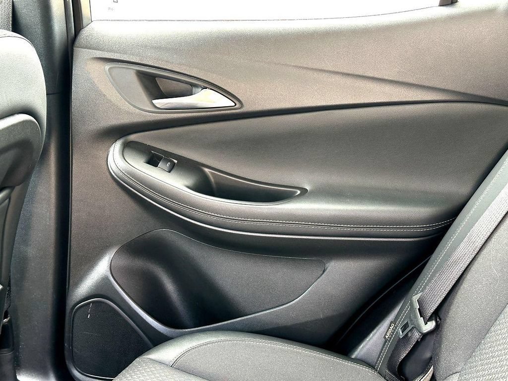 Used 2021 Buick Encore GX Preferred FWD image 21