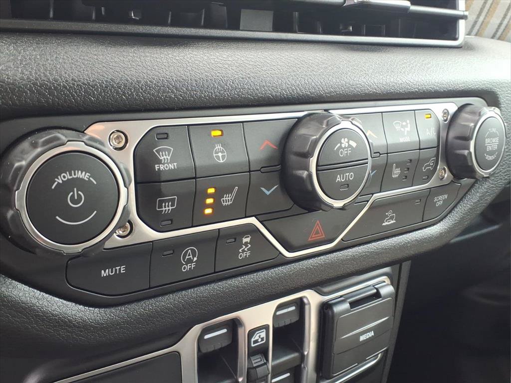 New 2026 Jeep Gladiator Overland AWD/4WD image 7