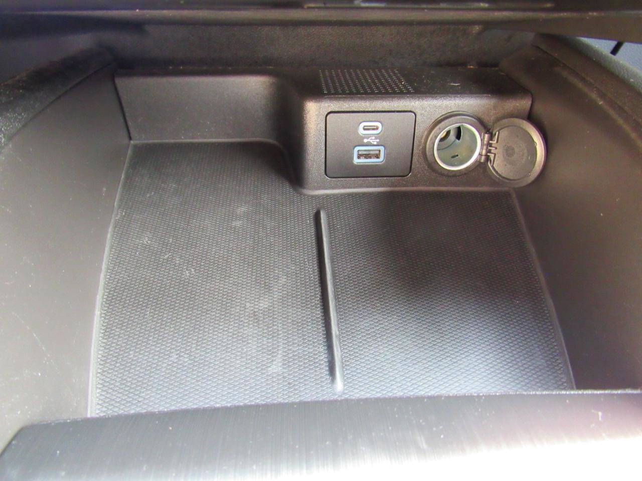 Used 2023 Ford Escape ST-Line w/ Tech Pack #1 AWD/4WD image 19