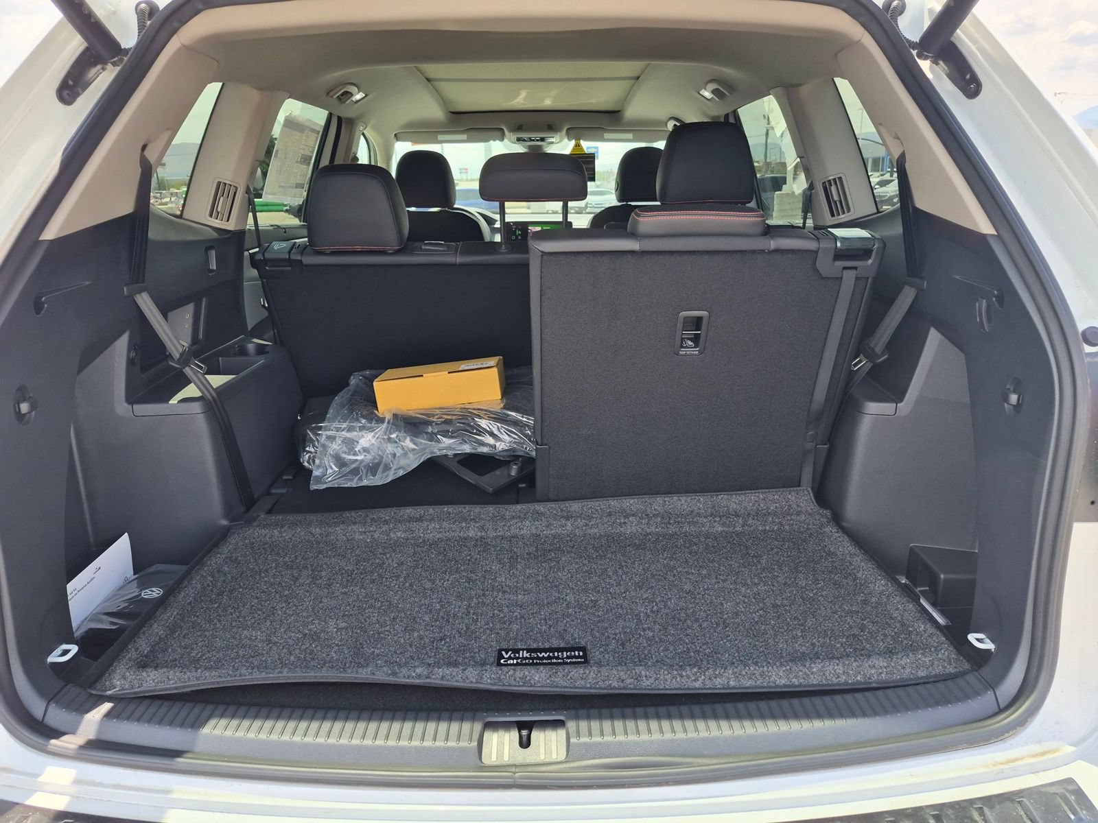 New 2026 Volkswagen Atlas Peak Edition AWD/4WD image 26