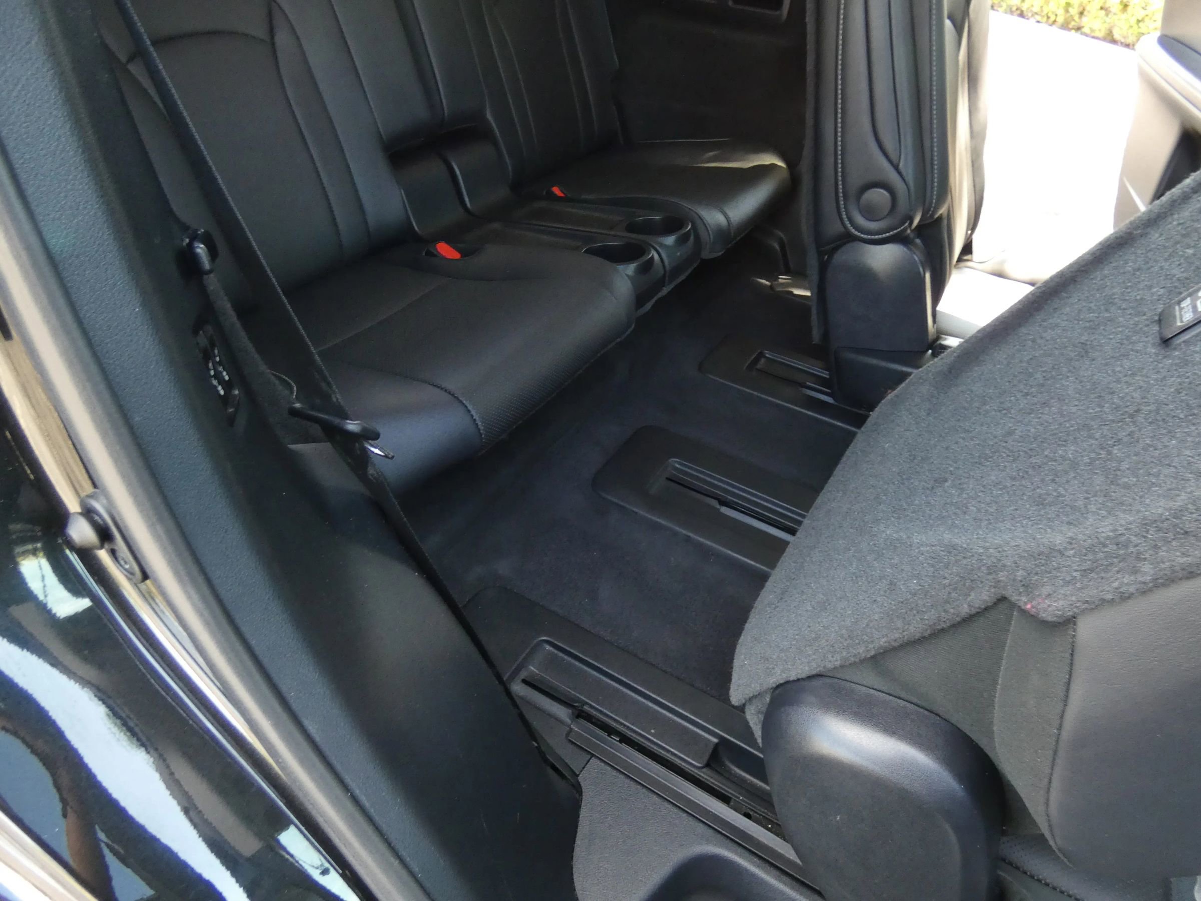 Used 2020 Lexus RX 350L FWD w/ Premium Package image 41
