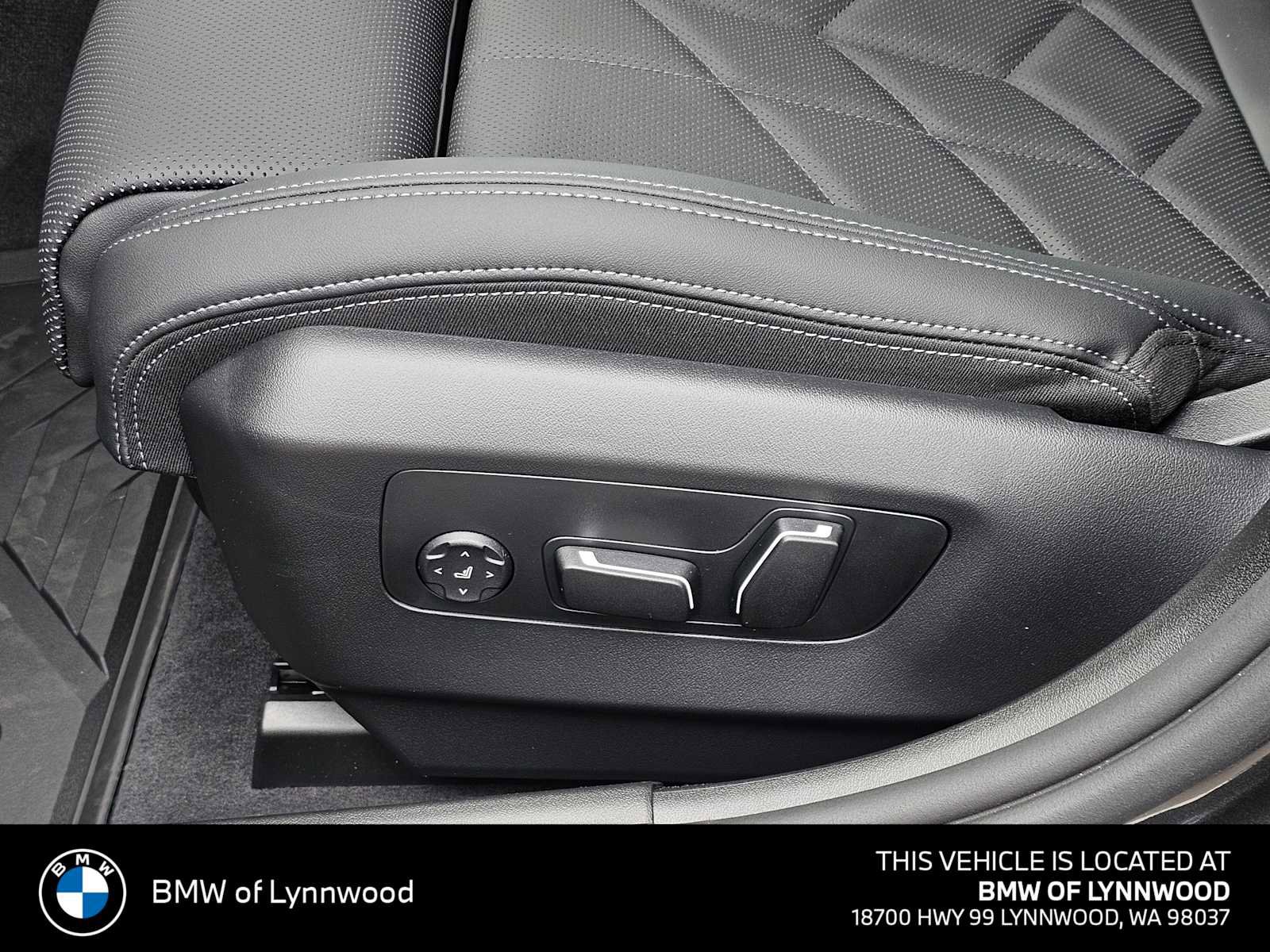 New 2026 BMW i5 eDrive40 AWD/4WD image 24