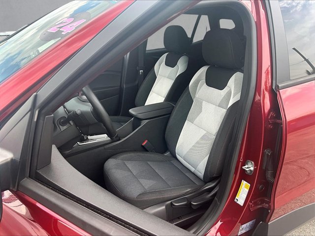 Certified 2024 Chevrolet Trax RS FWD image 26