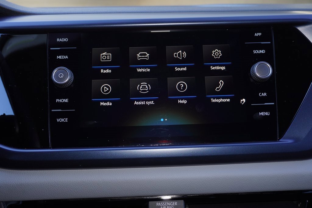 Used 2022 Volkswagen Taos SE image 13