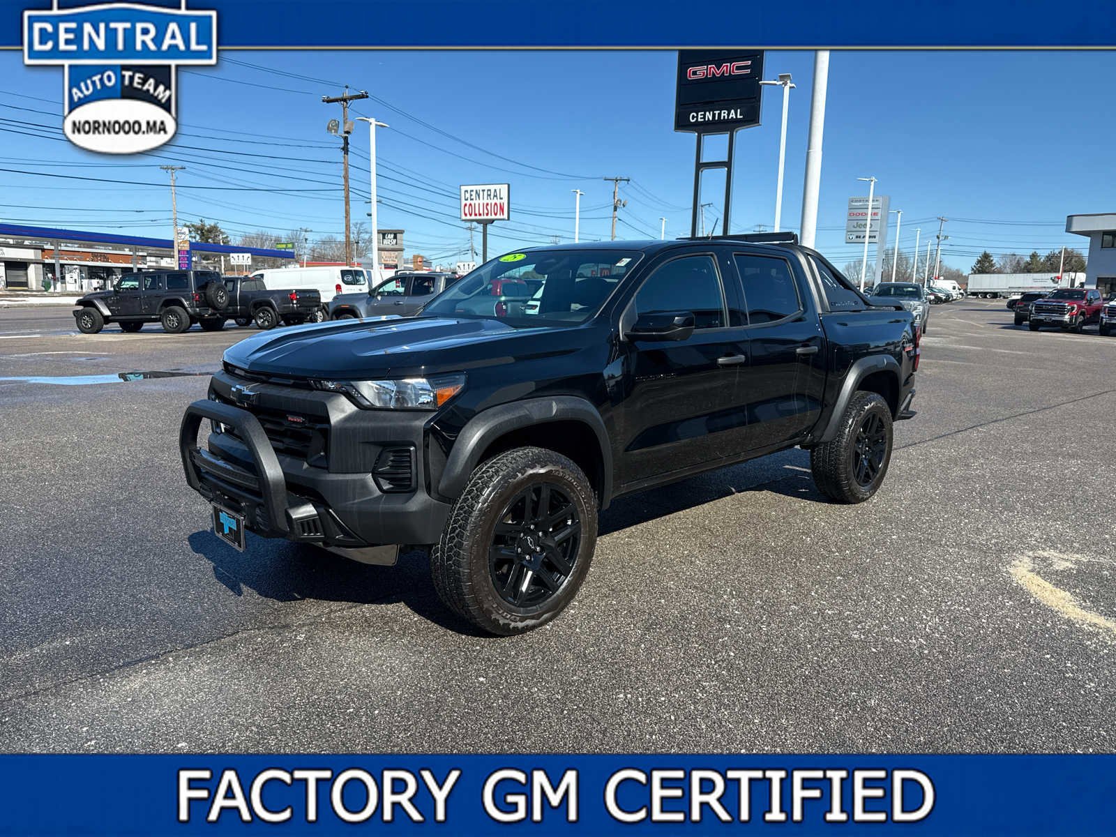 Certified 2025 Chevrolet Colorado Trail Boss w/ Off-Road Front Bumper Package AWD/4WD image 1