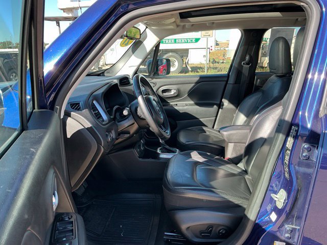 Used 2021 Jeep Renegade Limited w/ Sun & Sound Group AWD/4WD image 9