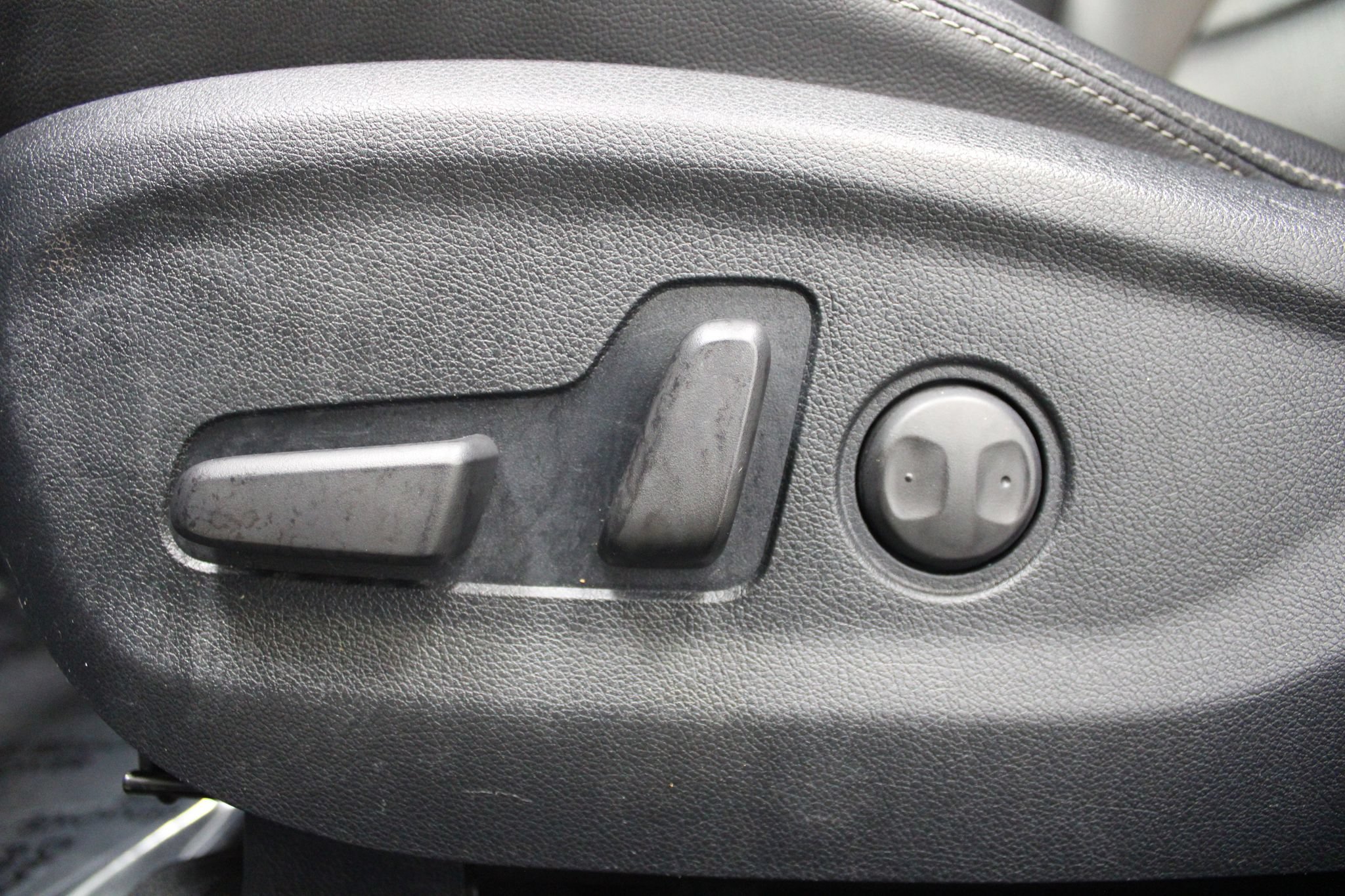 Used 2022 Kia Sportage EX FWD image 44