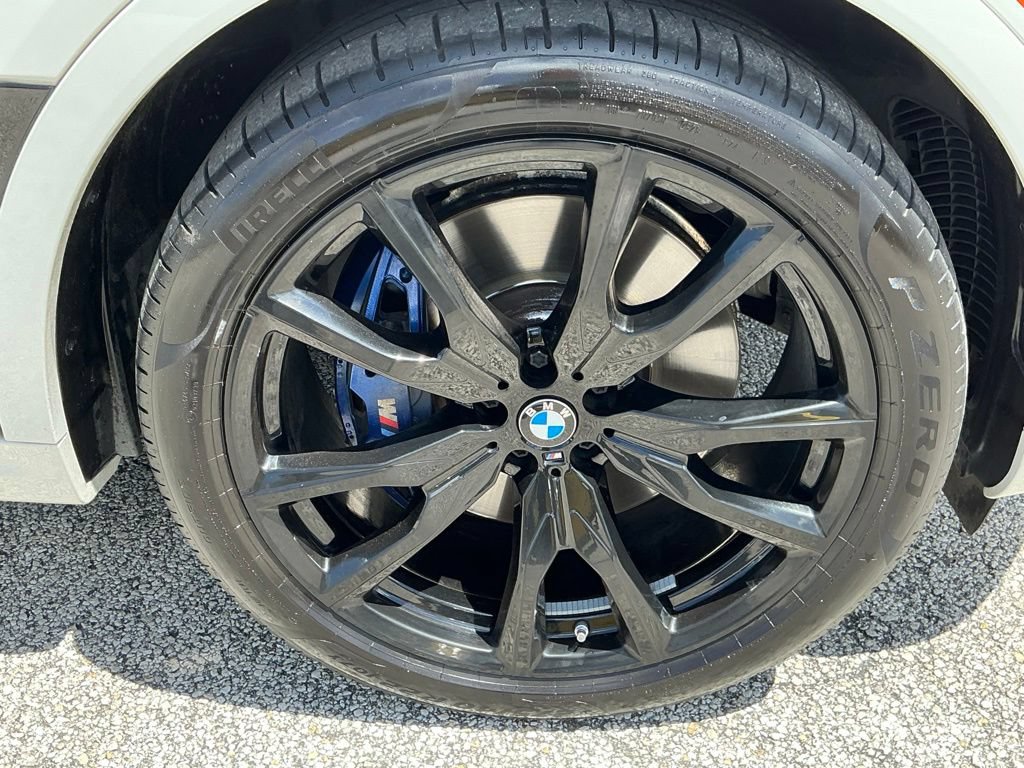 Used 2023 BMW X7 M60i w/ Executive Package AWD/4WD image 19