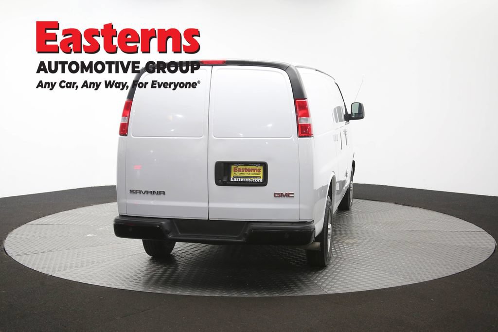Used 2022 GMC Savana 2500 RWD image 30