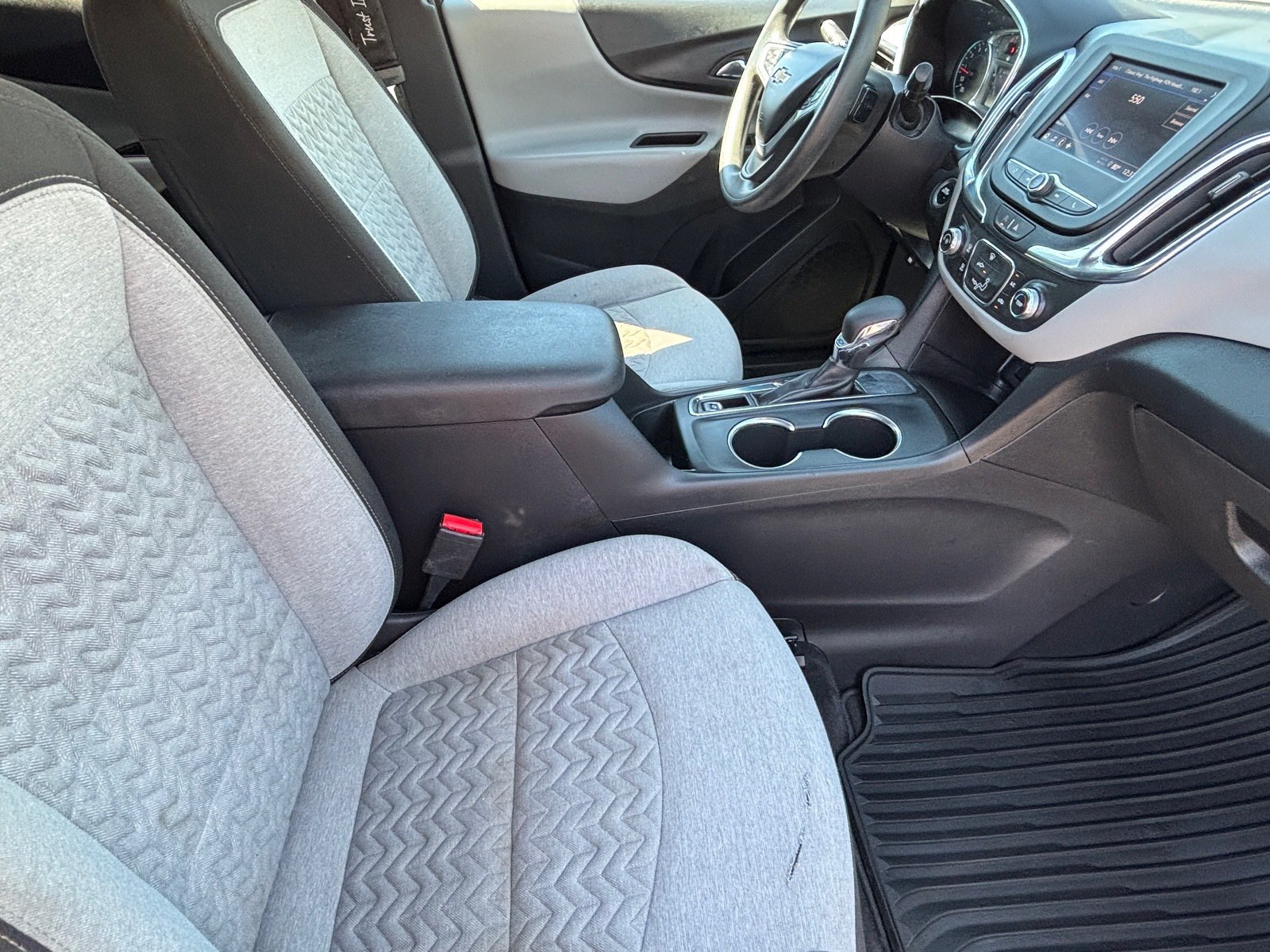 Used 2023 Chevrolet Equinox LS w/ LS Convenience Package FWD image 31