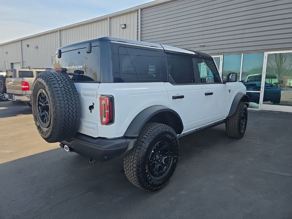 New 2026 Ford Bronco Badlands image 7