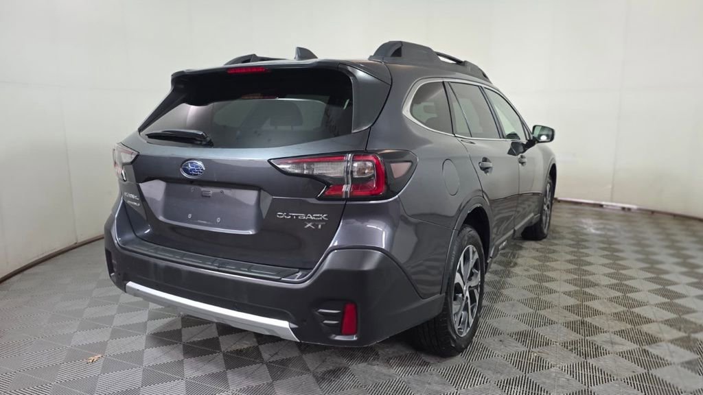 Used 2022 Subaru Outback Limited XT image 7