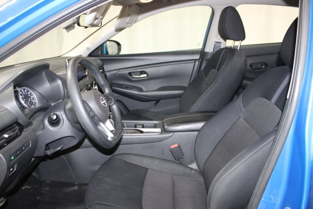 Used 2024 Nissan Sentra SV FWD image 16