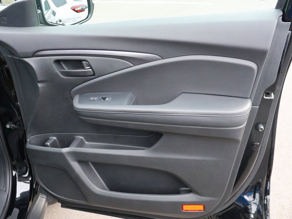 Certified 2023 Honda Passport EX-L image 11