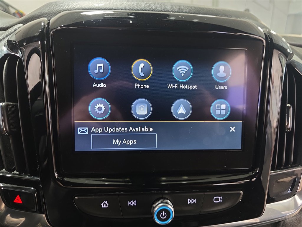 Used 2023 Chevrolet Traverse LT w/ Rear Camera Mirror Package image 23