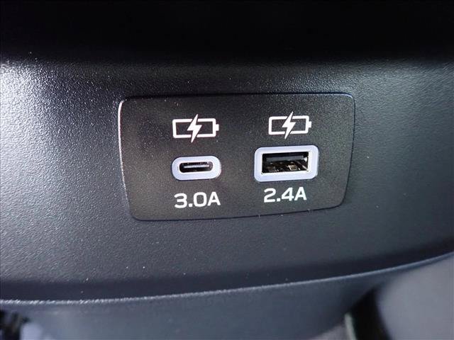 Certified 2025 Subaru Outback Premium AWD/4WD image 11