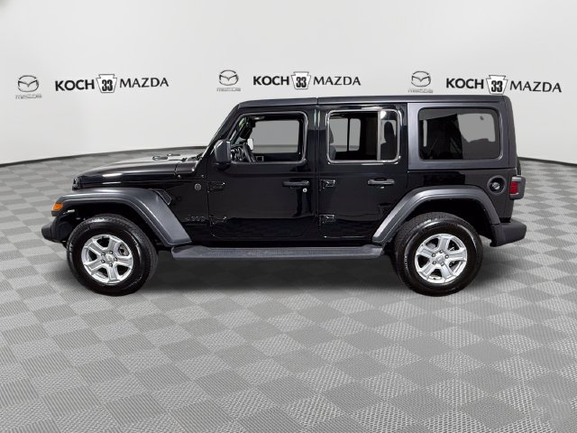 Used 2023 Jeep Wrangler Unlimited Sport AWD/4WD image 4