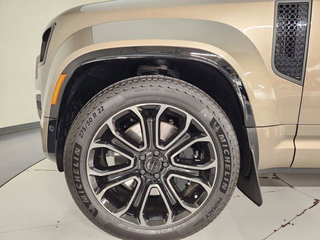 New 2026 Land Rover Defender 110 OCTA image 10