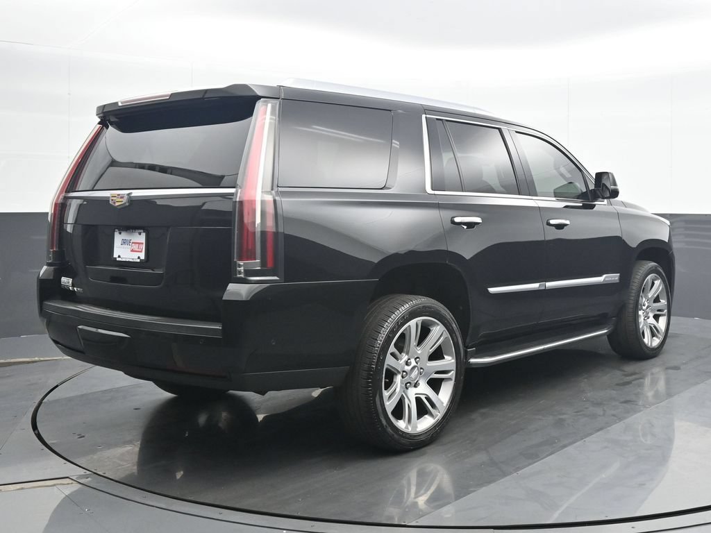 Used 2019 Cadillac Escalade Luxury AWD/4WD image 6