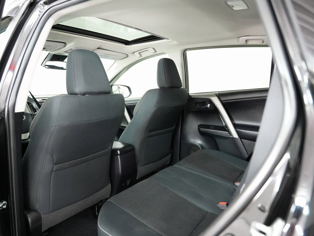 Used 2017 Toyota RAV4 XLE image 40