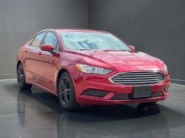 Used 2018 Ford Fusion SE w/ Fusion SE Technology Package image 1