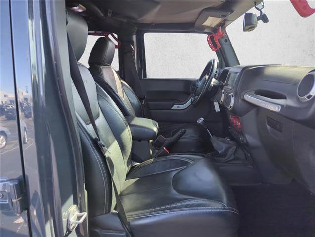 Used 2016 Jeep Wrangler Unlimited Sahara w/ Dual Top Group image 15