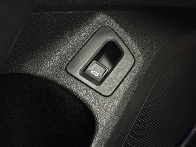 Used 2019 Volkswagen Arteon SEL image 17