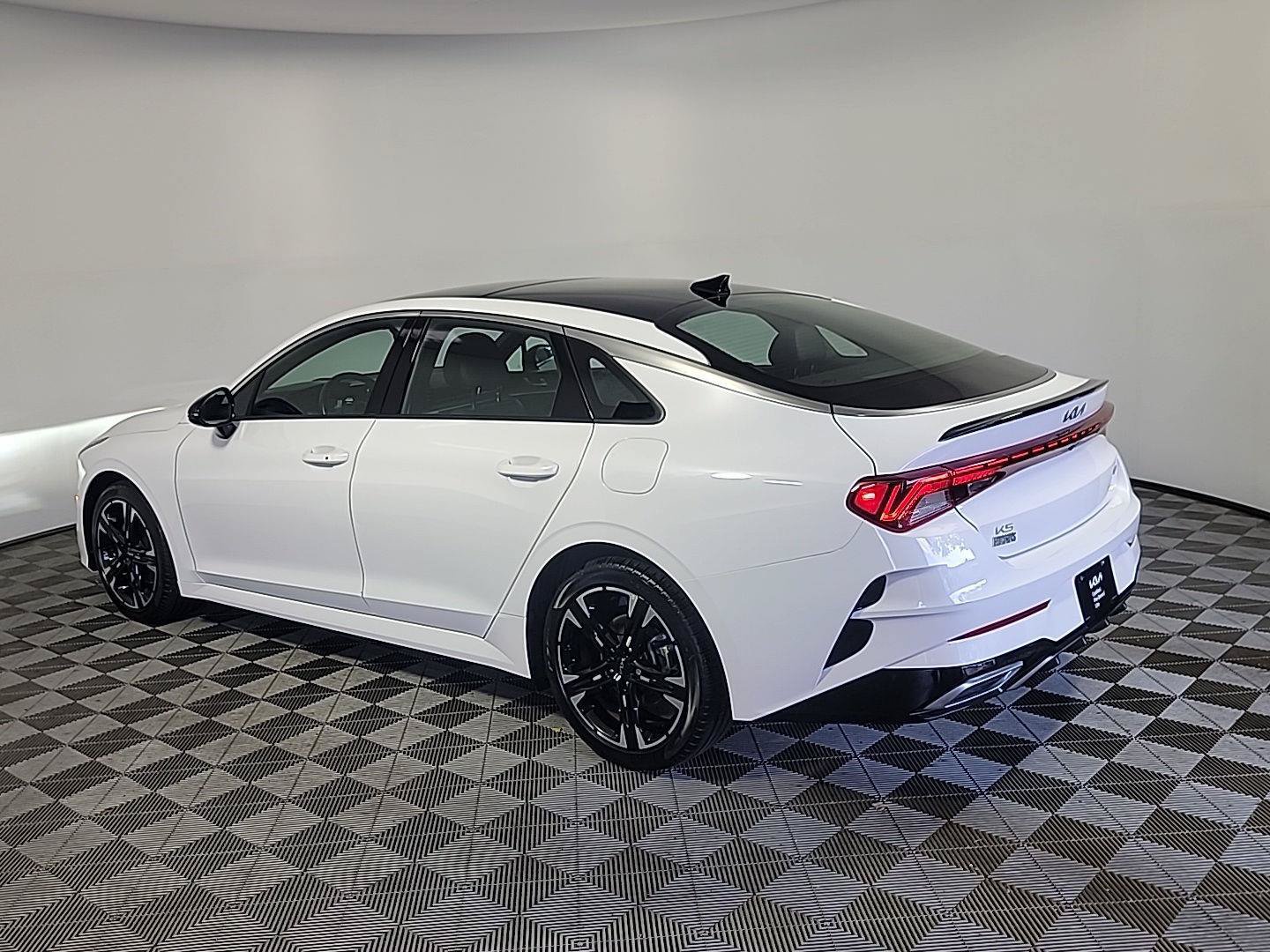 Certified 2023 Kia K5 GT-Line AWD/4WD image 10