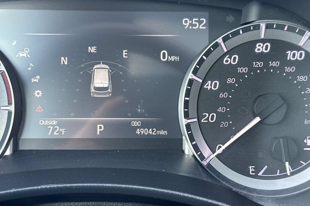 Used 2023 Toyota Highlander XLE FWD image 29