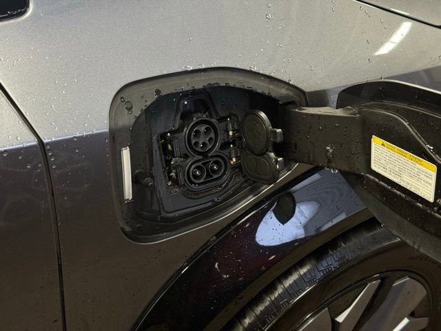 Used 2023 Nissan Ariya FWD image 7