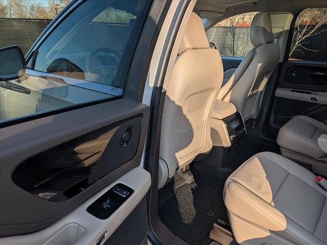 Certified 2023 Lincoln Aviator Reserve w/ Equipment Group 201A RWD image 25