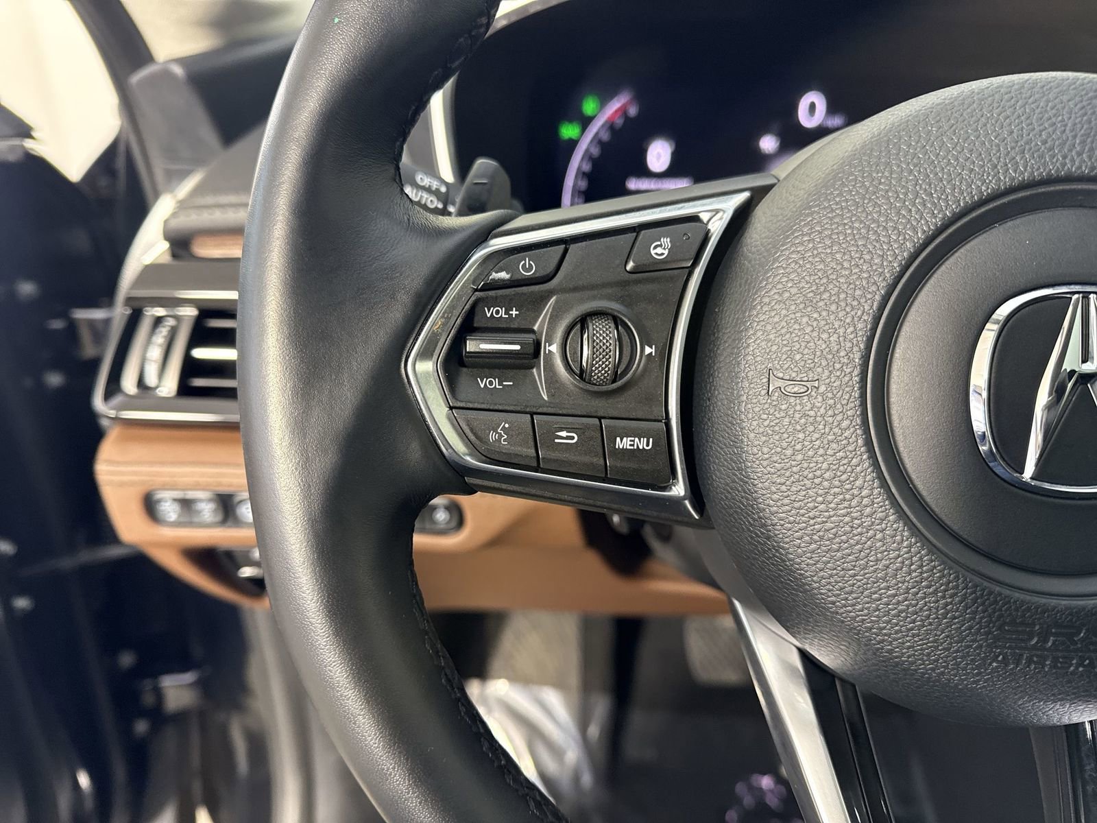 Certified 2026 Acura MDX w/ Advance Package image 13