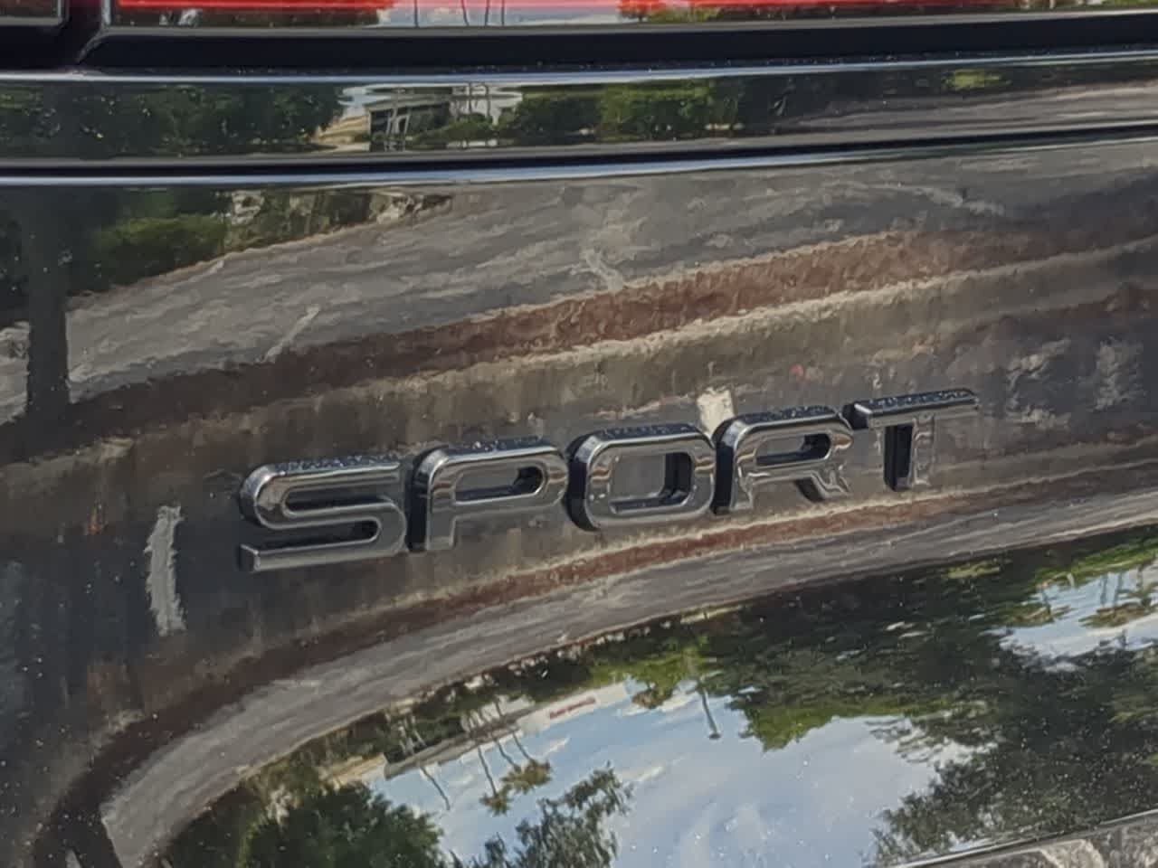New 2026 Land Rover Range Rover Sport Dynamic SE AWD/4WD image 13