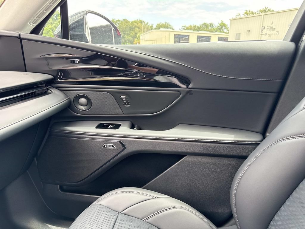 New 2026 Lincoln Nautilus Reserve w/ Jet Appearance Package AWD/4WD image 22