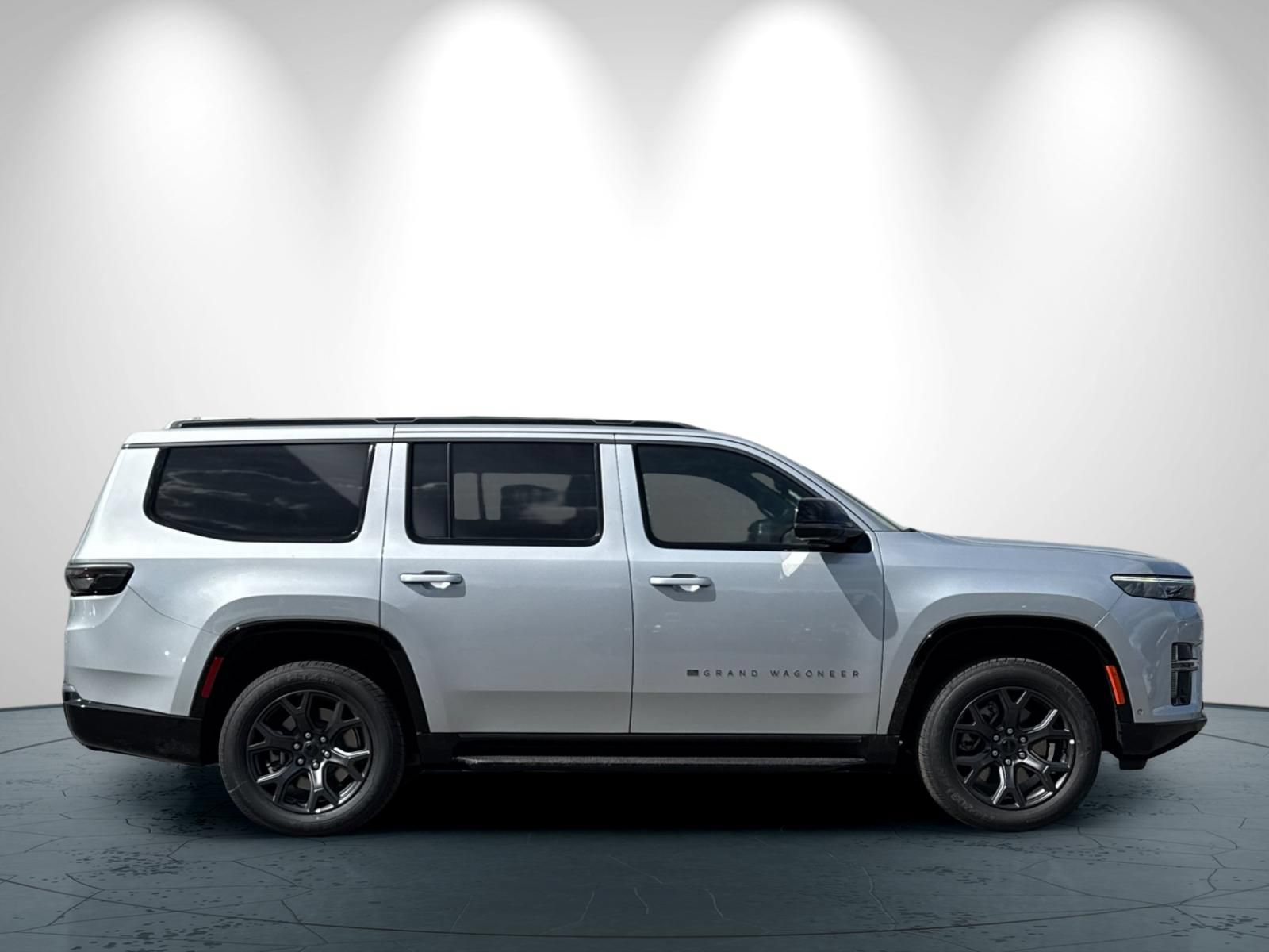 New 2026 Jeep Grand Wagoneer Limited AWD/4WD image 3