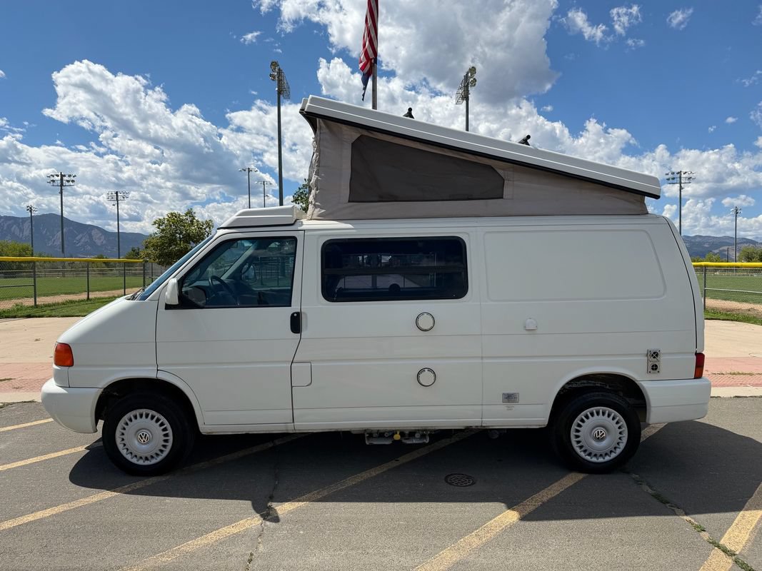 Used 1997 Volkswagen Eurovan Camper FWD image 9