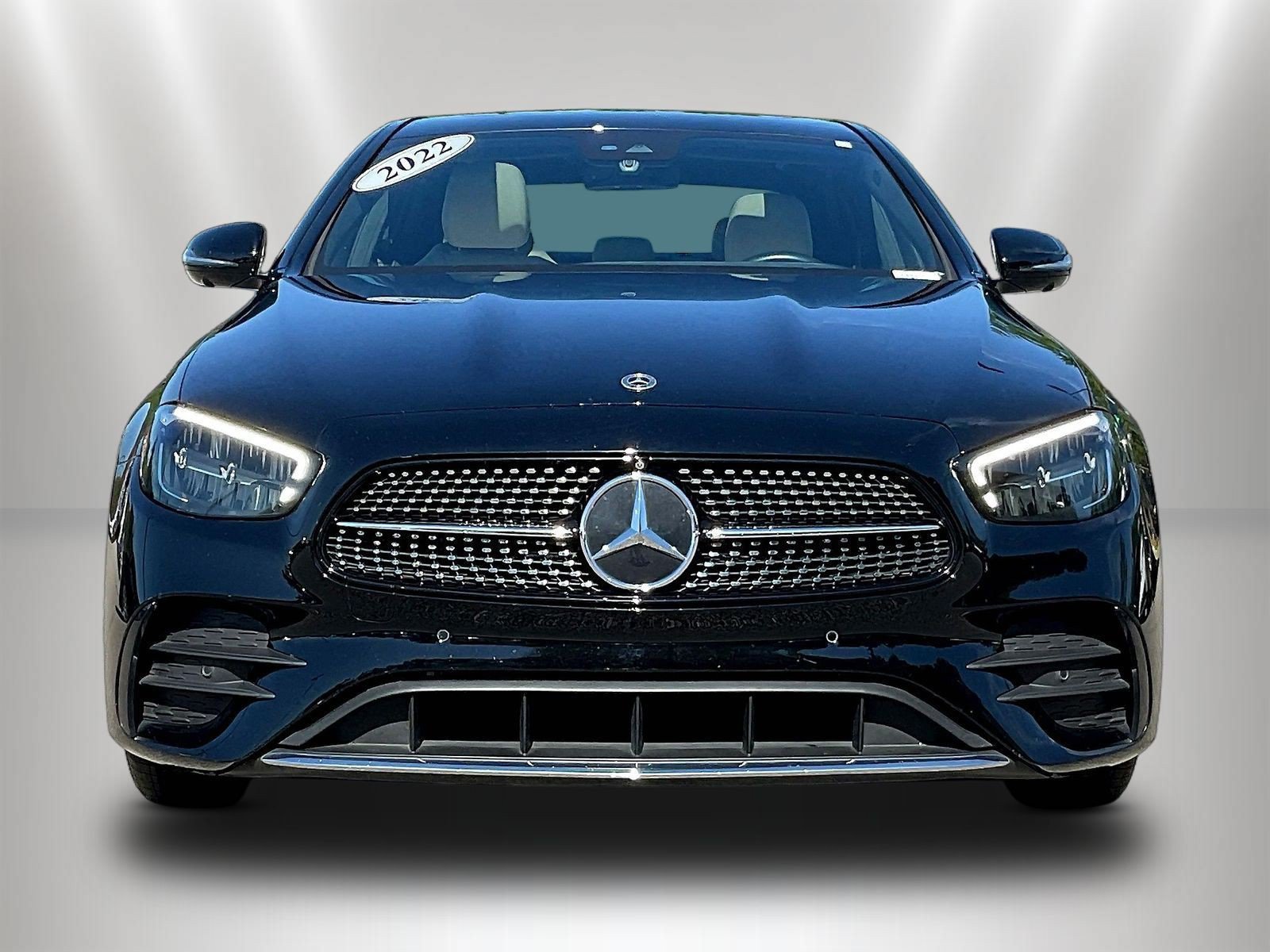 Used 2022 Mercedes-Benz E 350 Sedan image 2