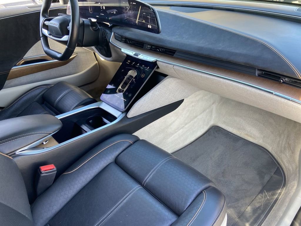 Used 2022 Lucid Air Grand Touring image 25