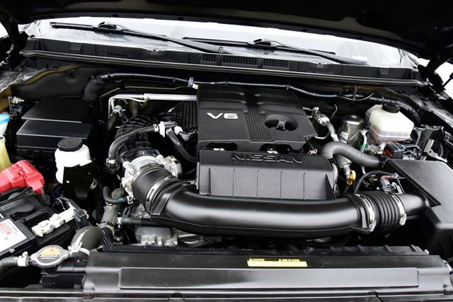 Used 2023 Nissan Frontier PRO-4X w/ Pro-4X Premium Package image 38