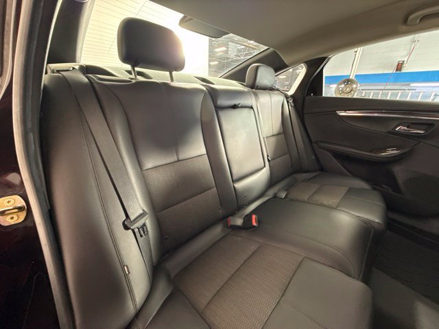Used 2015 Chevrolet Impala LT FWD image 25