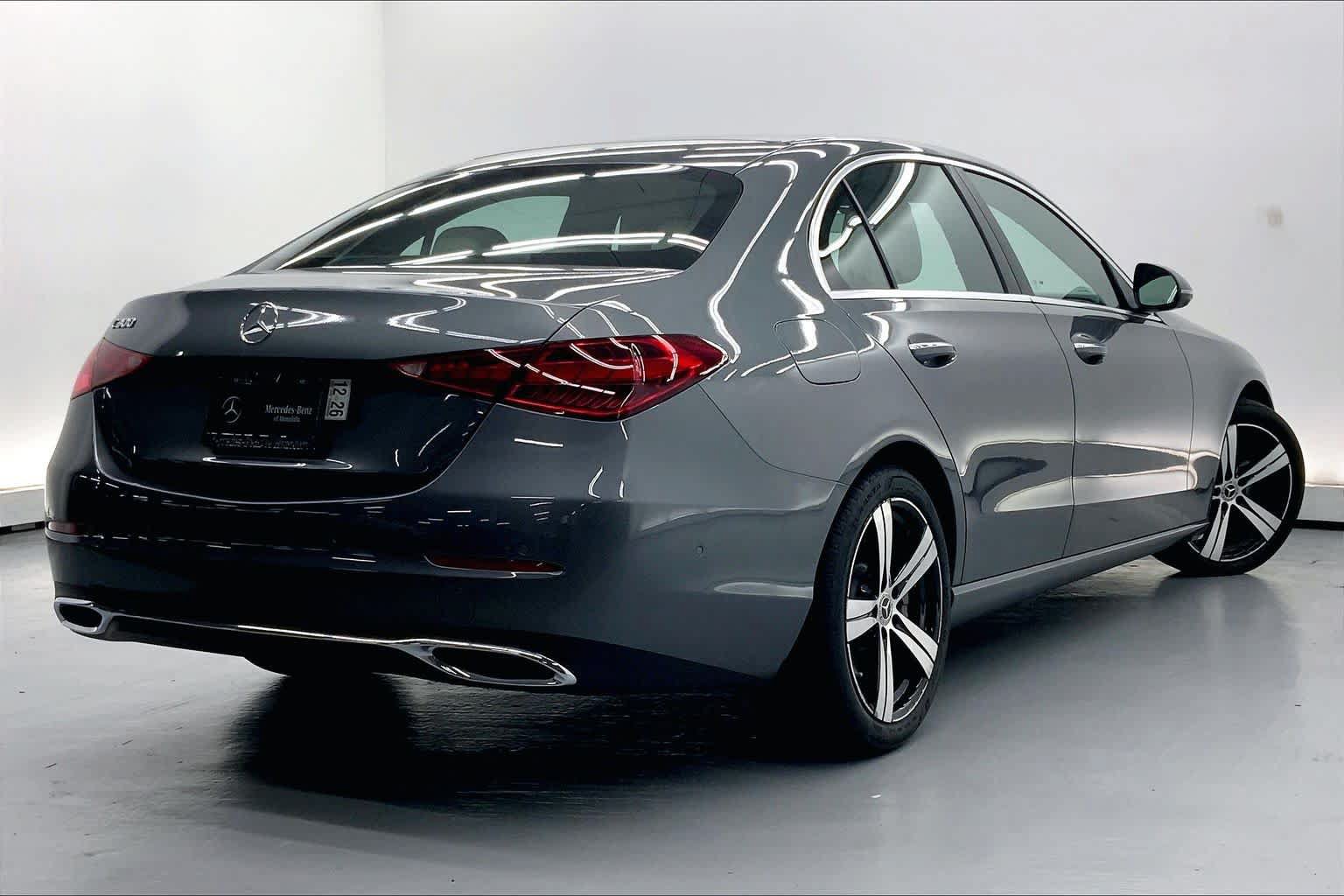 Used 2023 Mercedes-Benz C 300 Sedan image 4