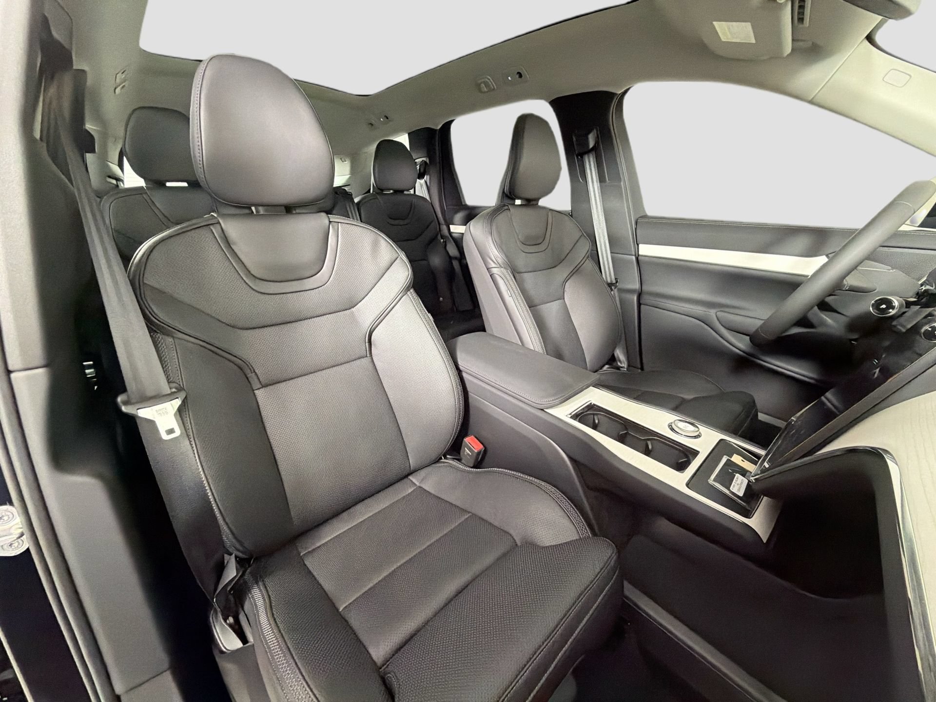 New 2026 Volvo EX90 Ultra AWD/4WD image 28