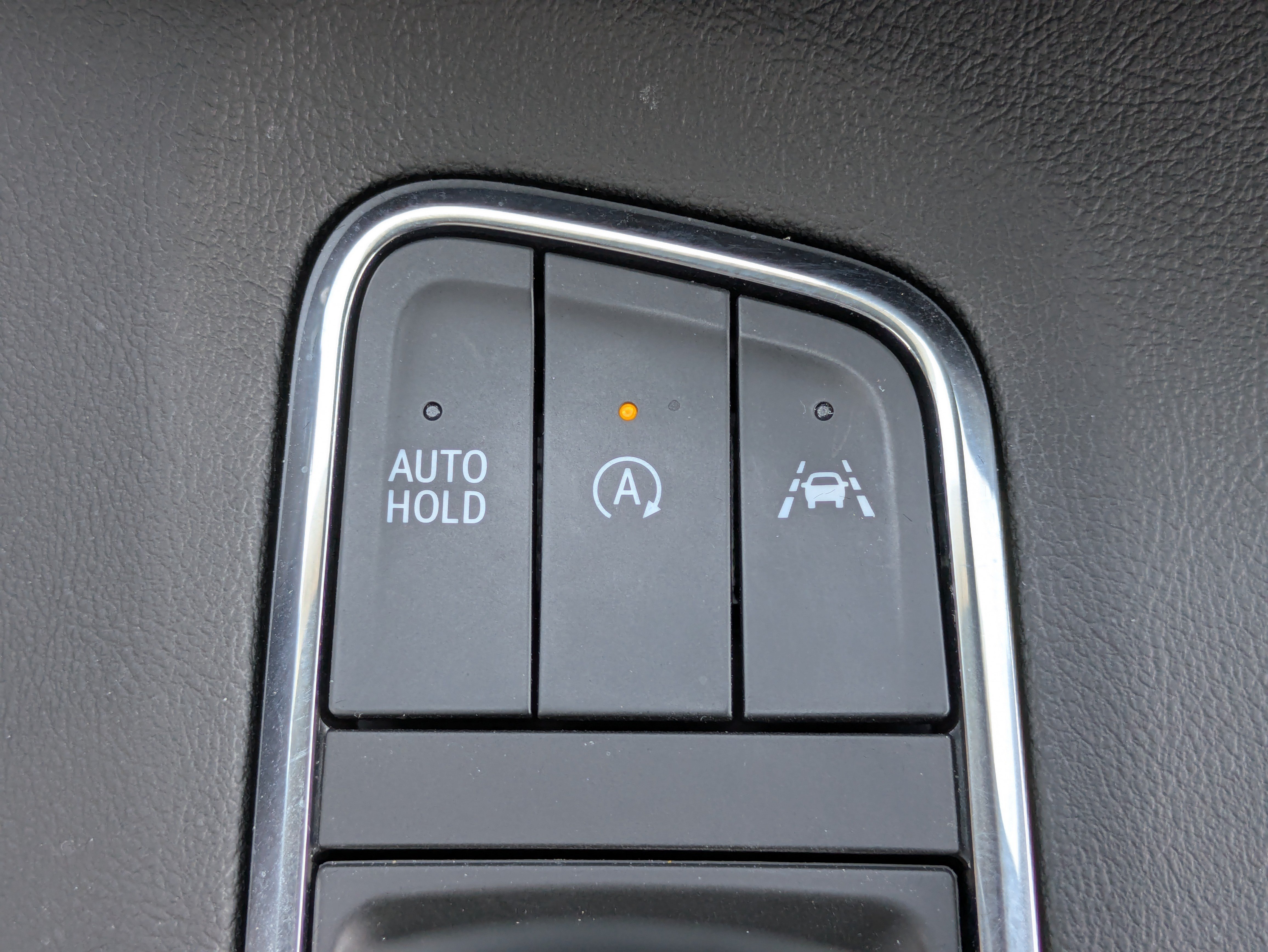 Certified 2024 Cadillac Escalade Premium Luxury w/ Performance Package AWD/4WD image 30