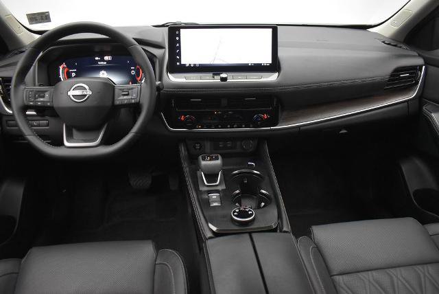 Certified 2026 Nissan Rogue Platinum w/ Platinum Premium Package AWD/4WD image 30