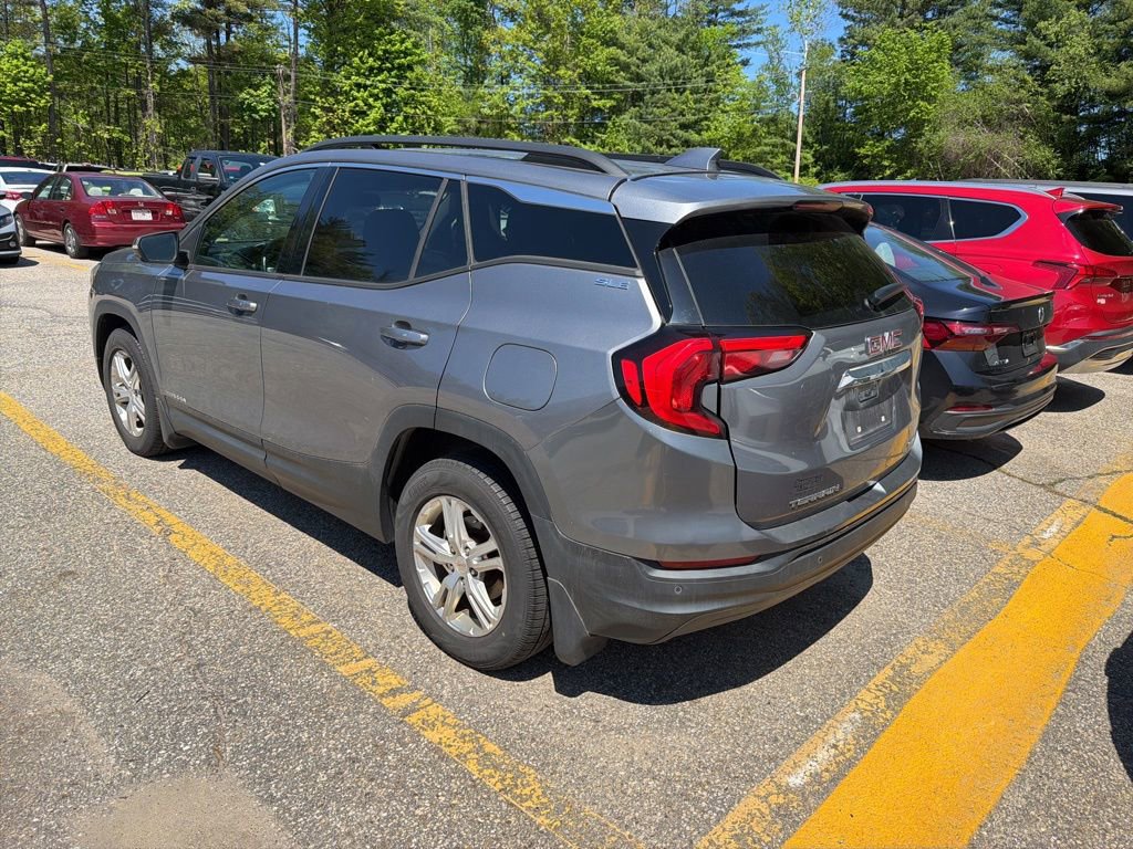 Used 2018 GMC Terrain SLE w/ Driver Convenience Package AWD/4WD image 2