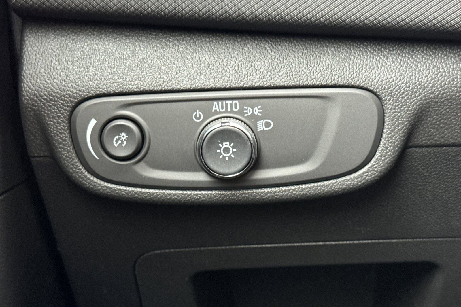 New 2026 Chevrolet TrailBlazer LT w/ Convenience Package image 26