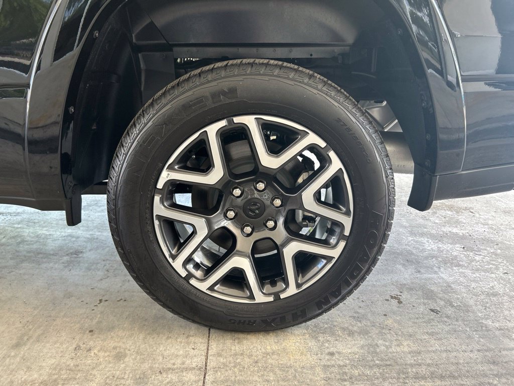 Used 2026 RAM 1500 Laramie AWD/4WD image 22