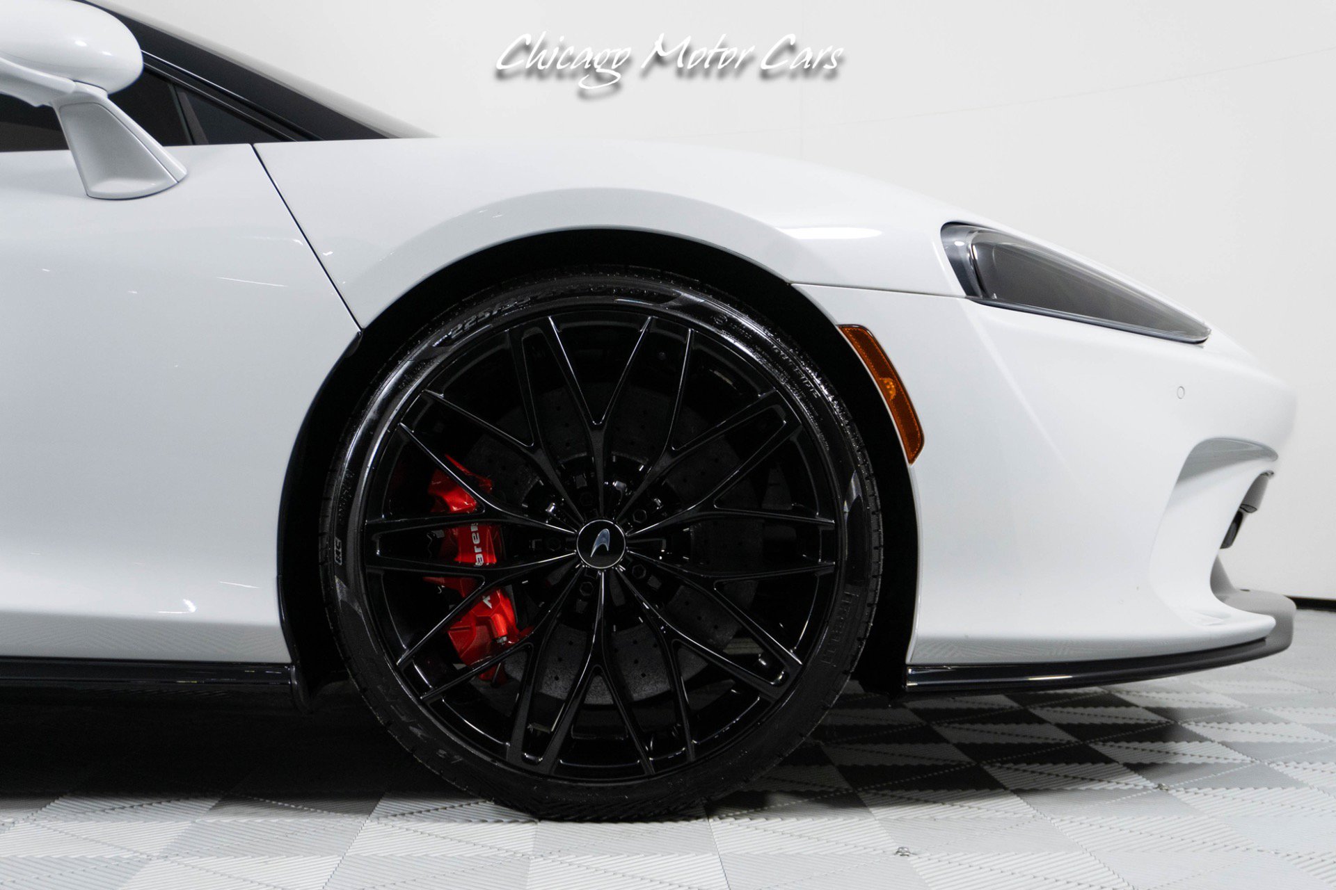 Used 2023 McLaren GT RWD image 10