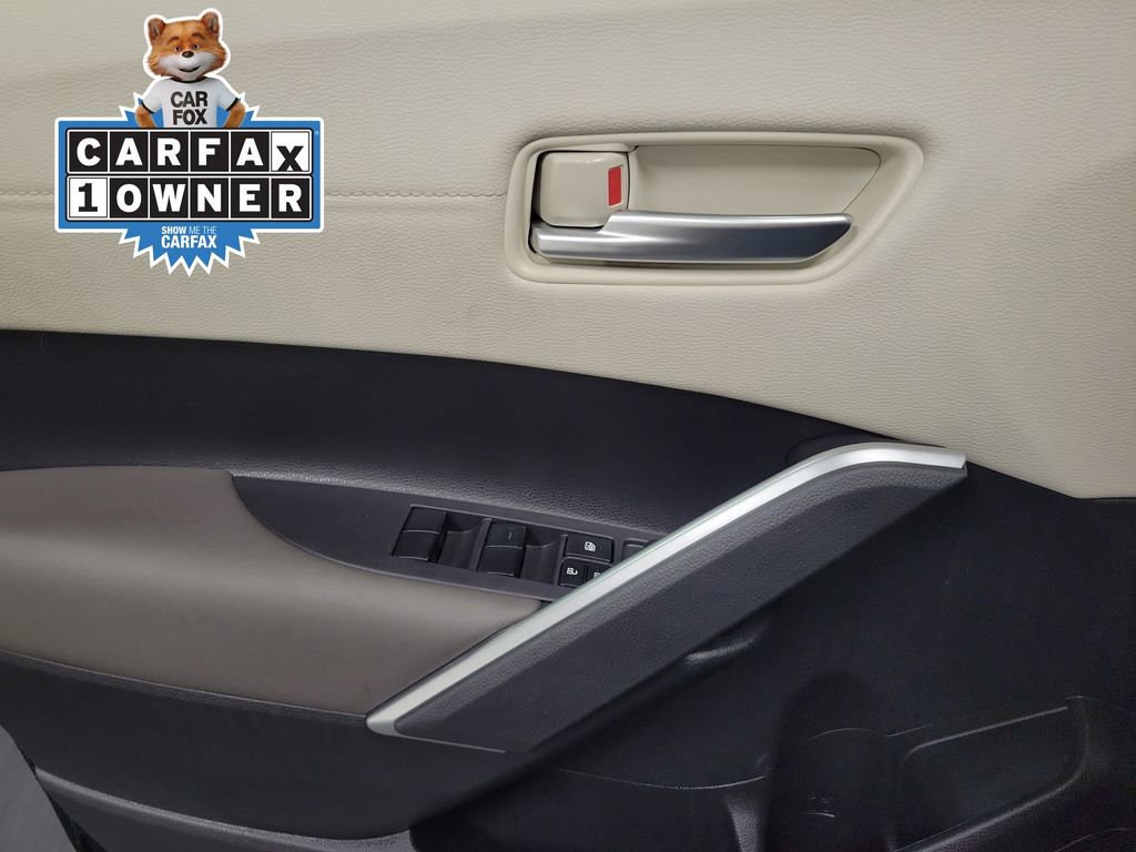 Used 2024 Toyota Corolla Cross XLE image 21