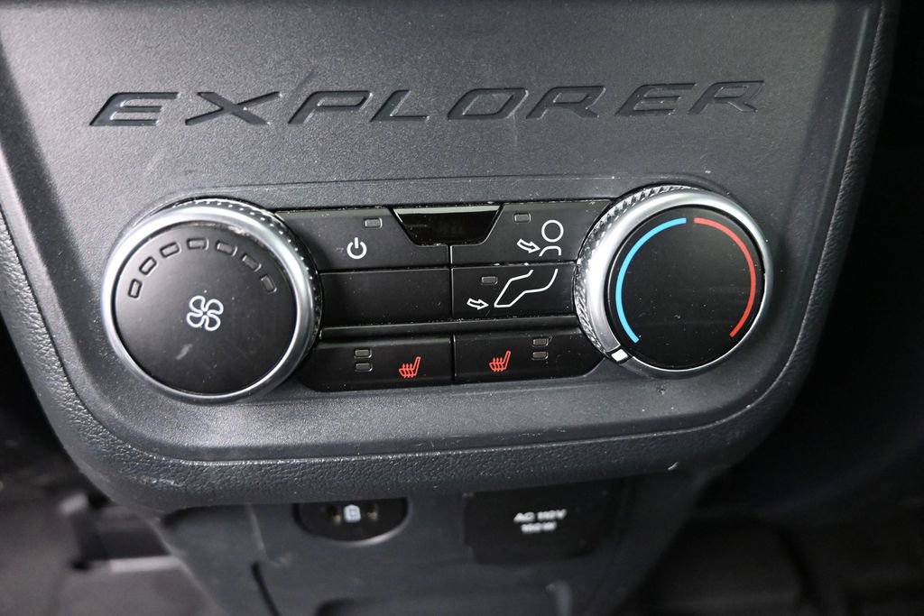 Used 2025 Ford Explorer ST-Line w/ Premium Package AWD/4WD image 12